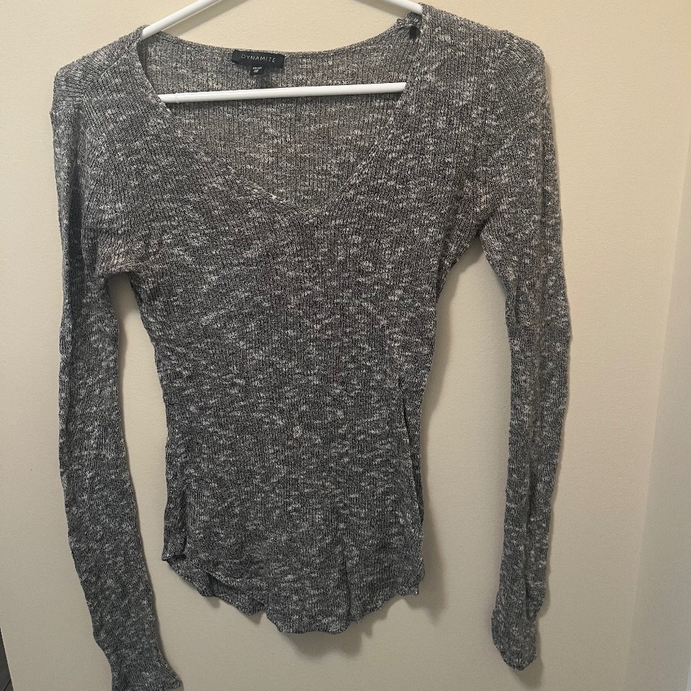 V neck sweater